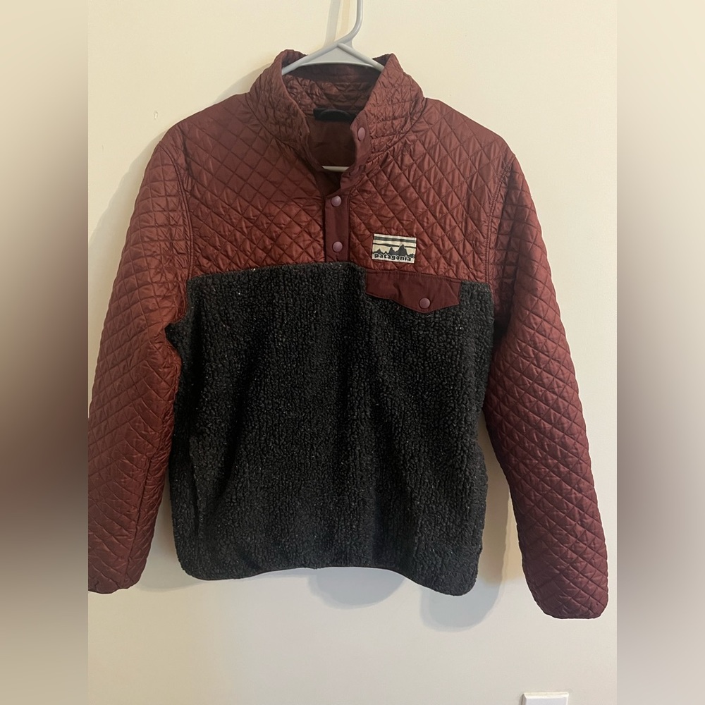 Patagonia pull over size M